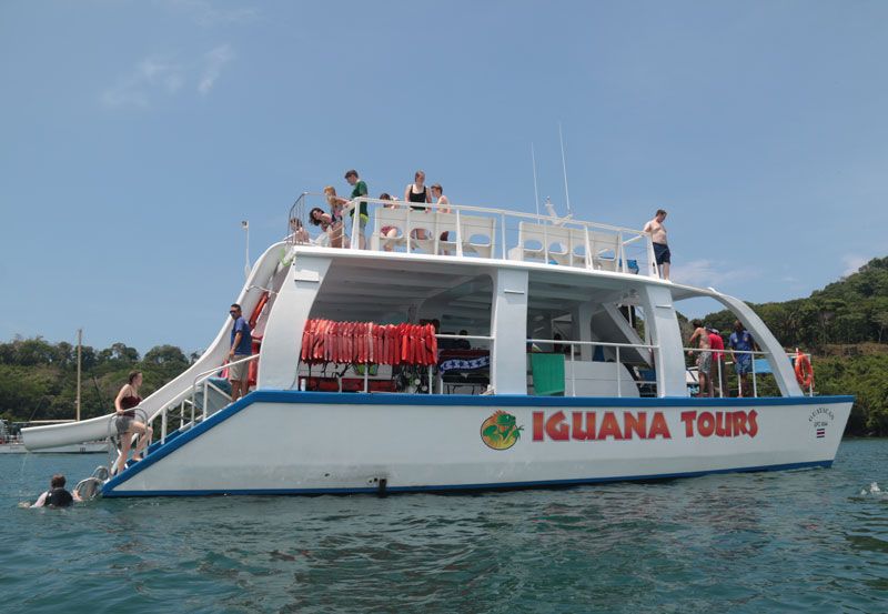 catamaran tour manuel antonio costa rica